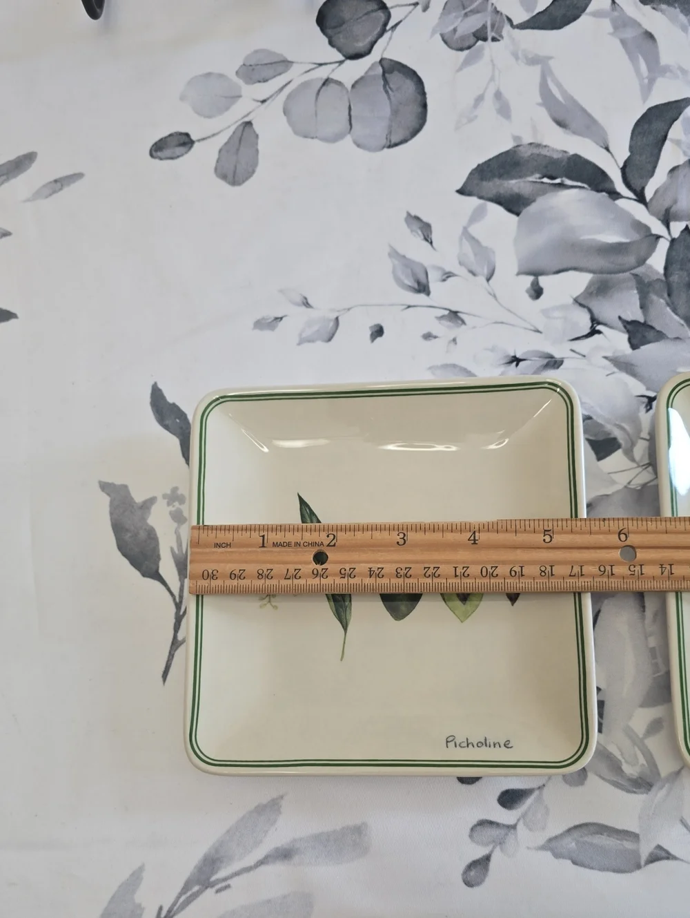 Williams Sonoma Set Of 3 Botanical Olive Dessert Plates & Dipping Bowl
